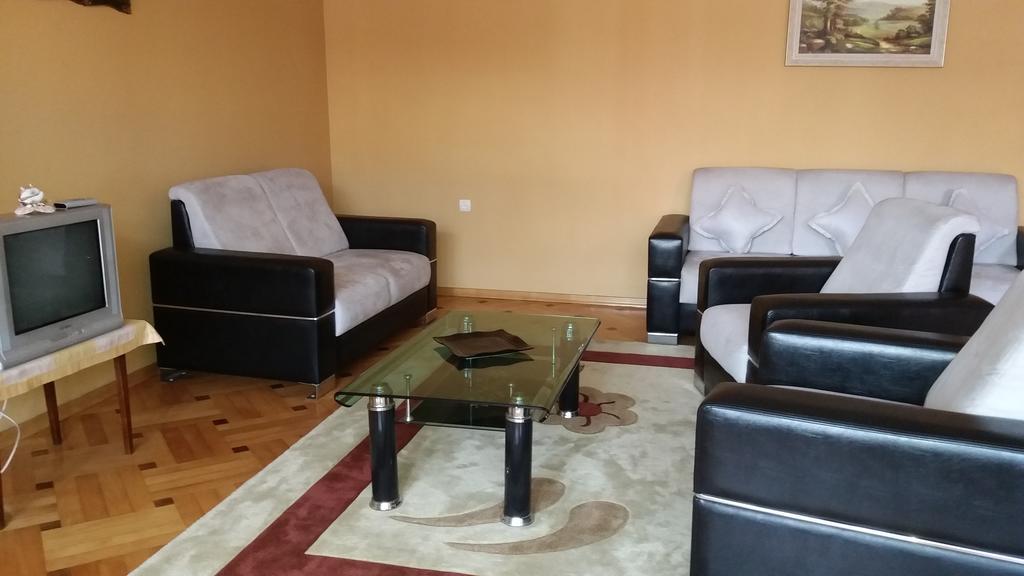 Guest House Kartvelishvili Batoumi Extérieur photo