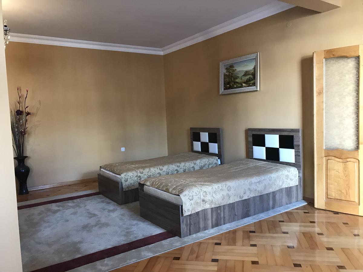 Guest House Kartvelishvili Batoumi Extérieur photo